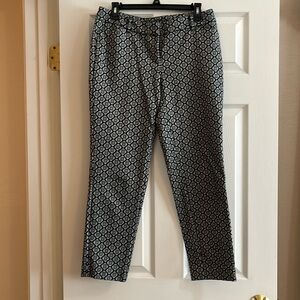 White House Black Market Black and White Geometric Print Pant size 6